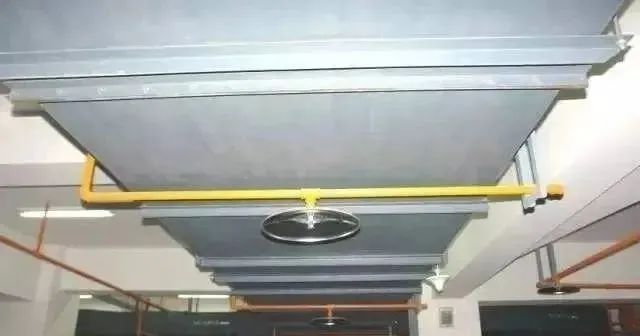 風管下什么時候增設(shè)噴頭？